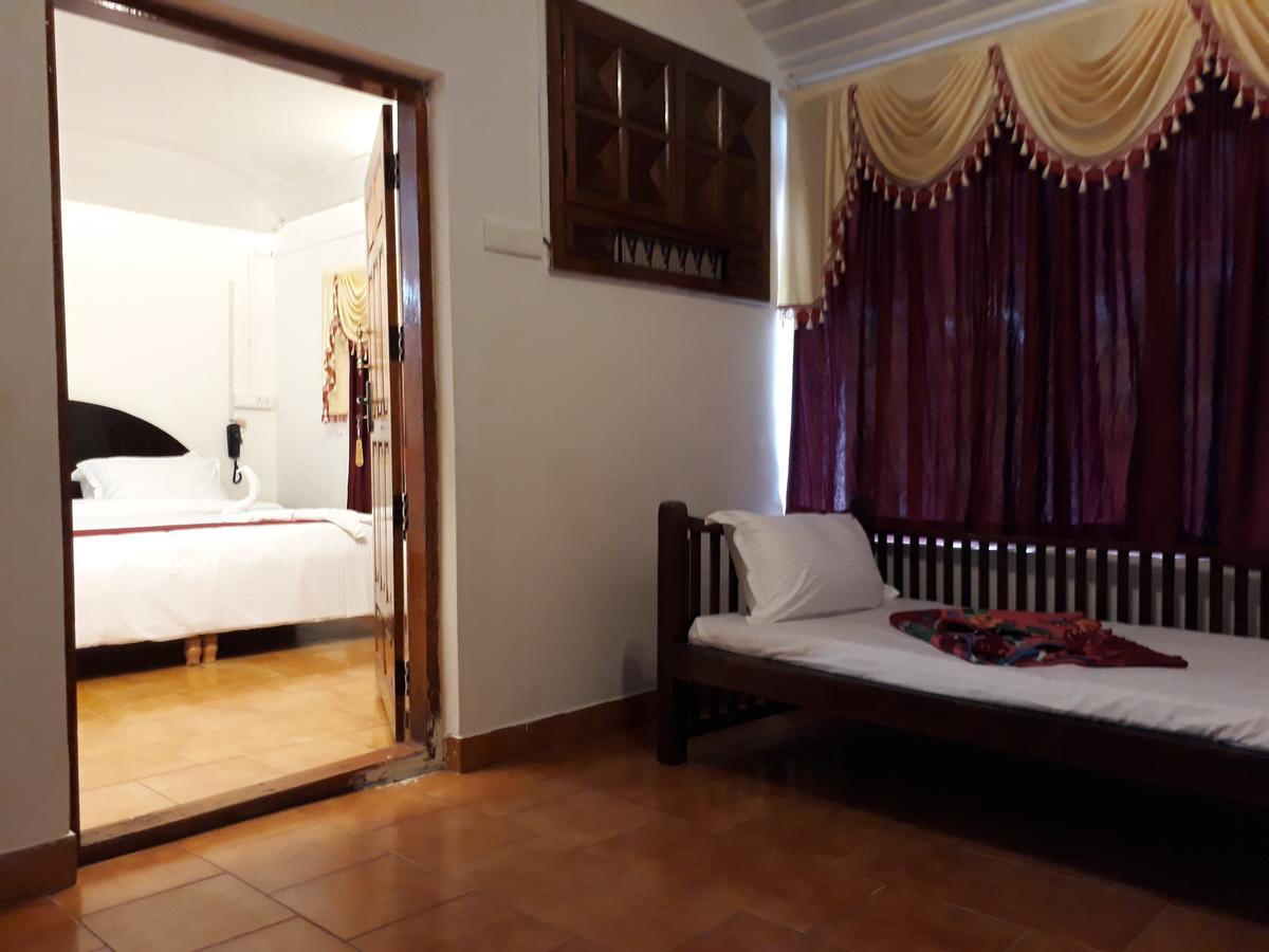 Golden Green Hotel Munnar Kültér fotó